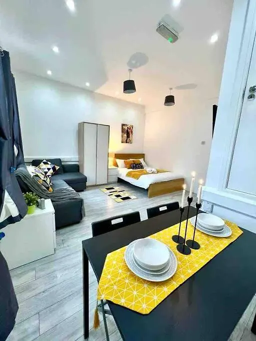 Comfortable Flat In Central London Apartment
