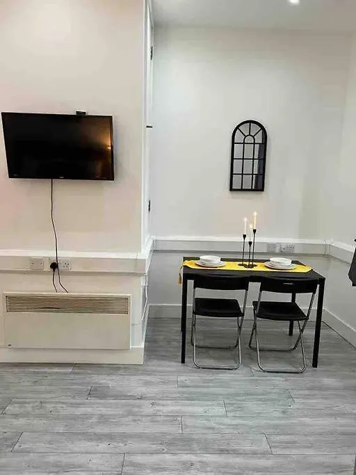 Comfortable Flat In Central London Apartment